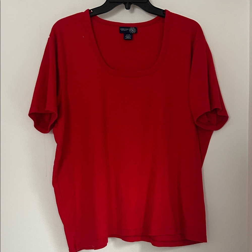 VENEZIA Classic Red Short Sleeve Tee